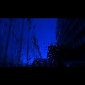 嗯,别,有人来买东西
